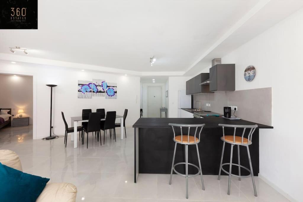 Spacious 2Br Apt In Qawra - Perfect For Families By 360 Estates เซนต์พอลส์เบย์ ภายนอก รูปภาพ