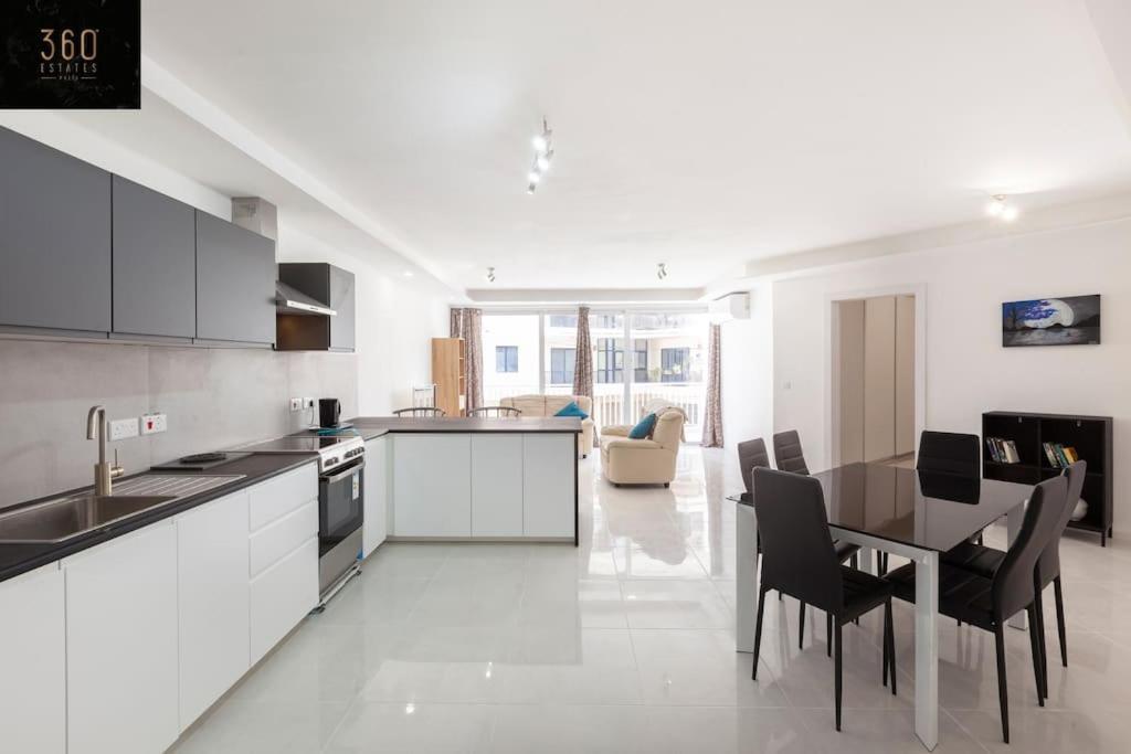 Spacious 2Br Apt In Qawra - Perfect For Families By 360 Estates เซนต์พอลส์เบย์ ภายนอก รูปภาพ