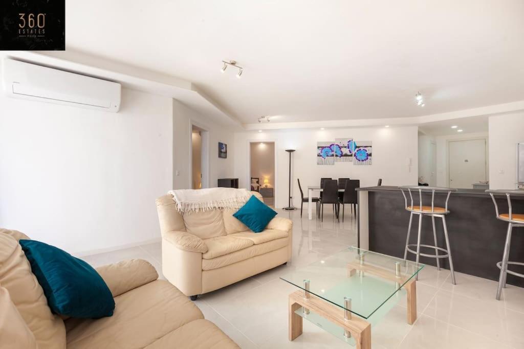Spacious 2Br Apt In Qawra - Perfect For Families By 360 Estates เซนต์พอลส์เบย์ ภายนอก รูปภาพ